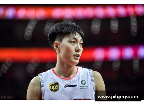 jinnianhui金年会胡明轩身高揭秘：与同龄球员对比优势显著 能否成为未来篮球之星 - 副本